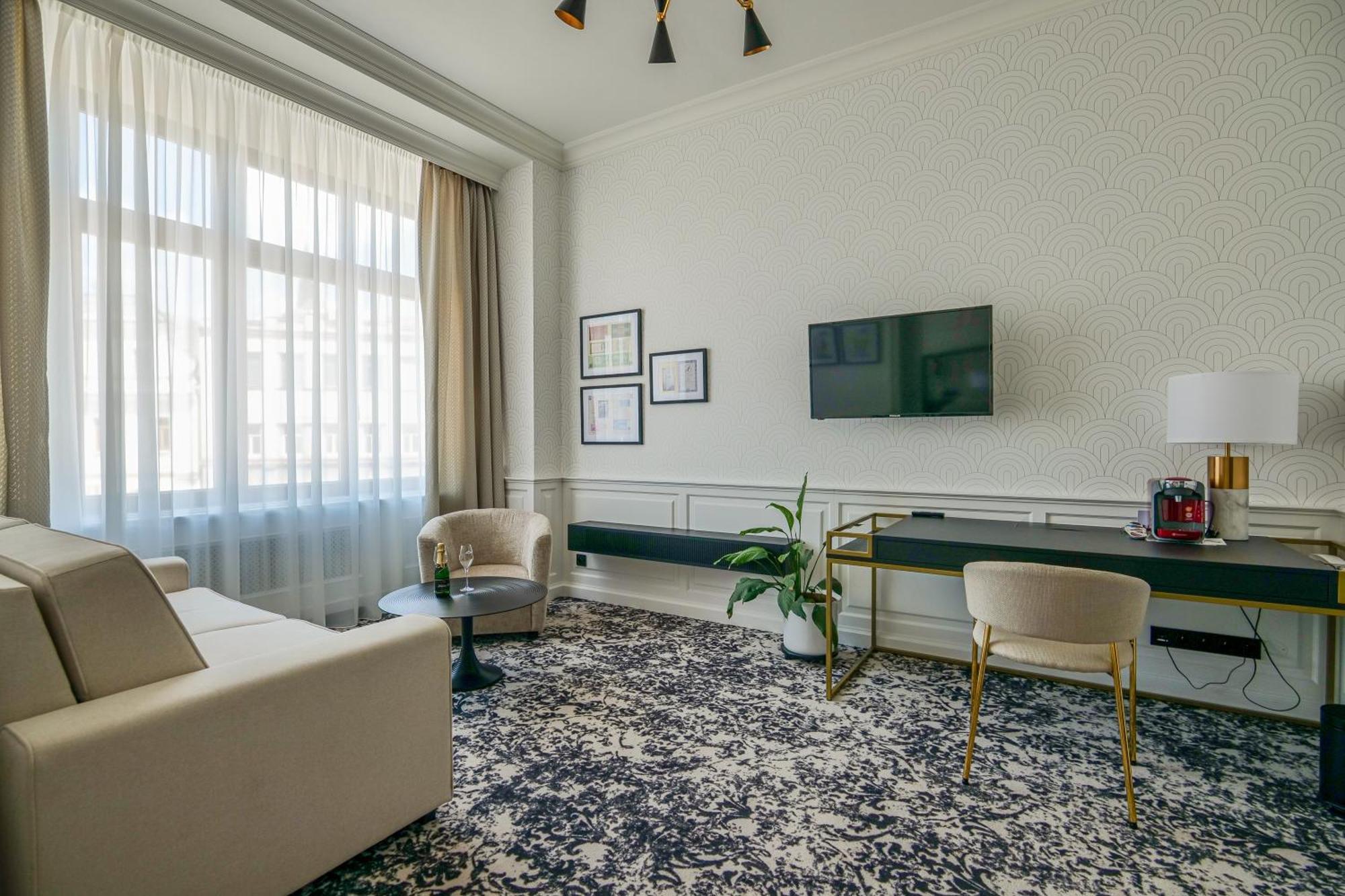 Hotel Zlata Hvezda Litomyšl Exteriör bild